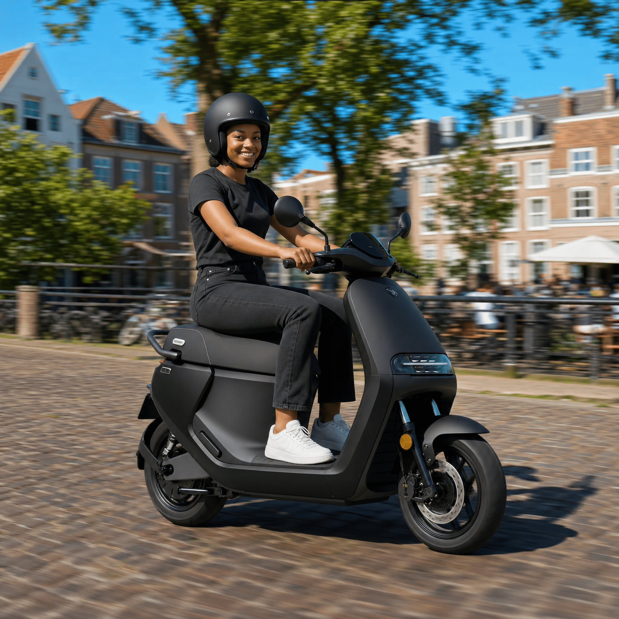 Segway E150S Matzwart - Voordeelscooters.nl