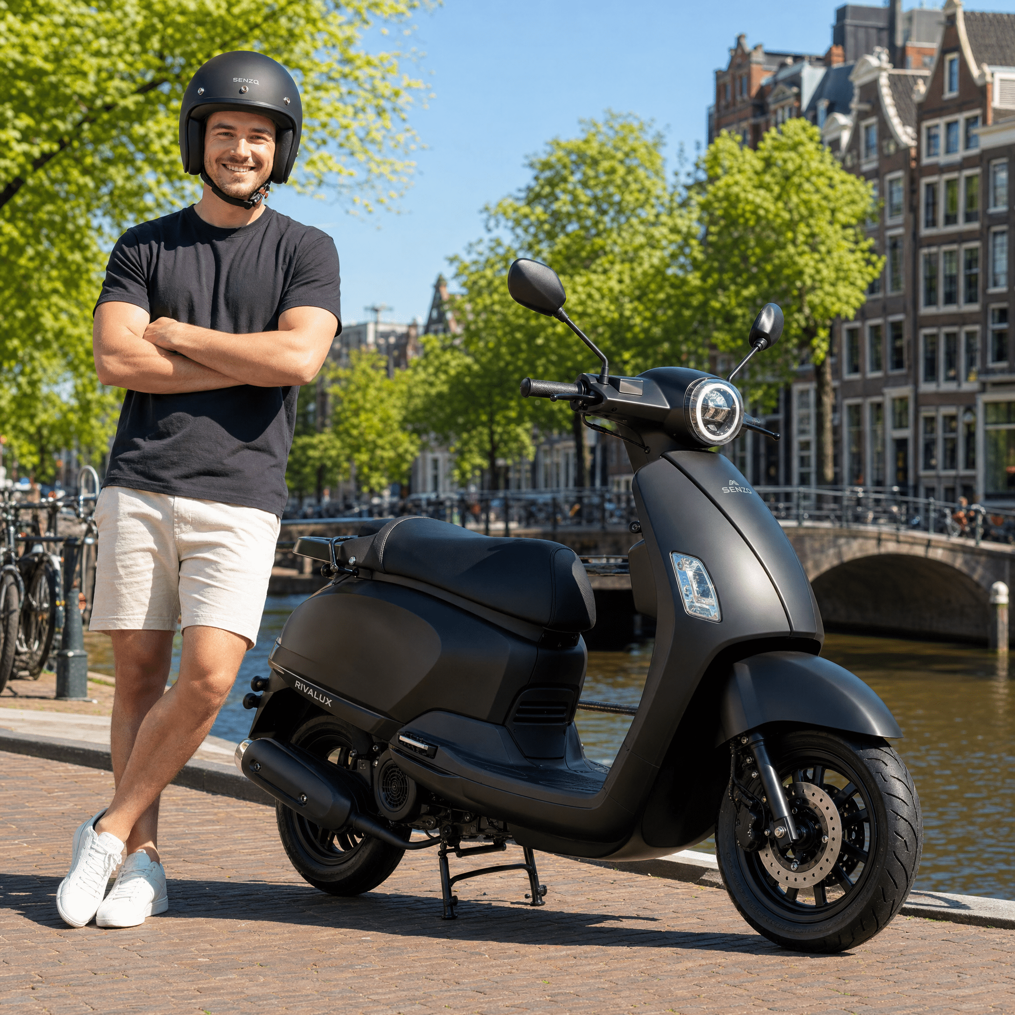 Senzo RivaLux Matzwart - Voordeelscooters.nl
